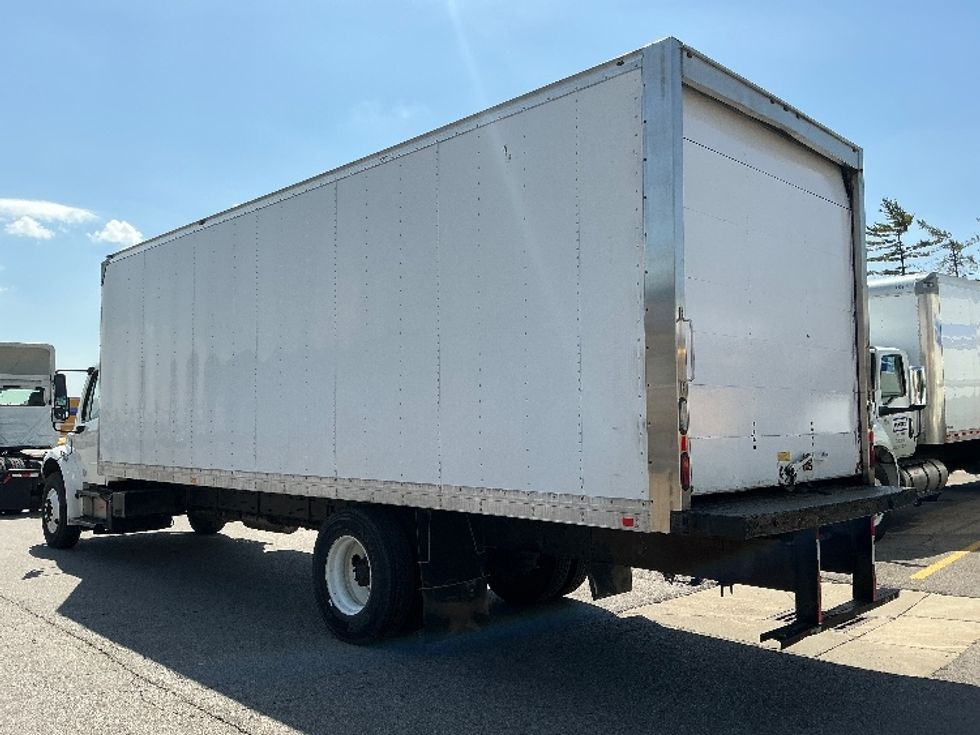 Medium Duty Box Truck-Light and Medium Duty Trucks-Freightliner-2017-M2-Cincinnati-OH-122,554\n\t\tmiles-$ 46,750 - Image 6