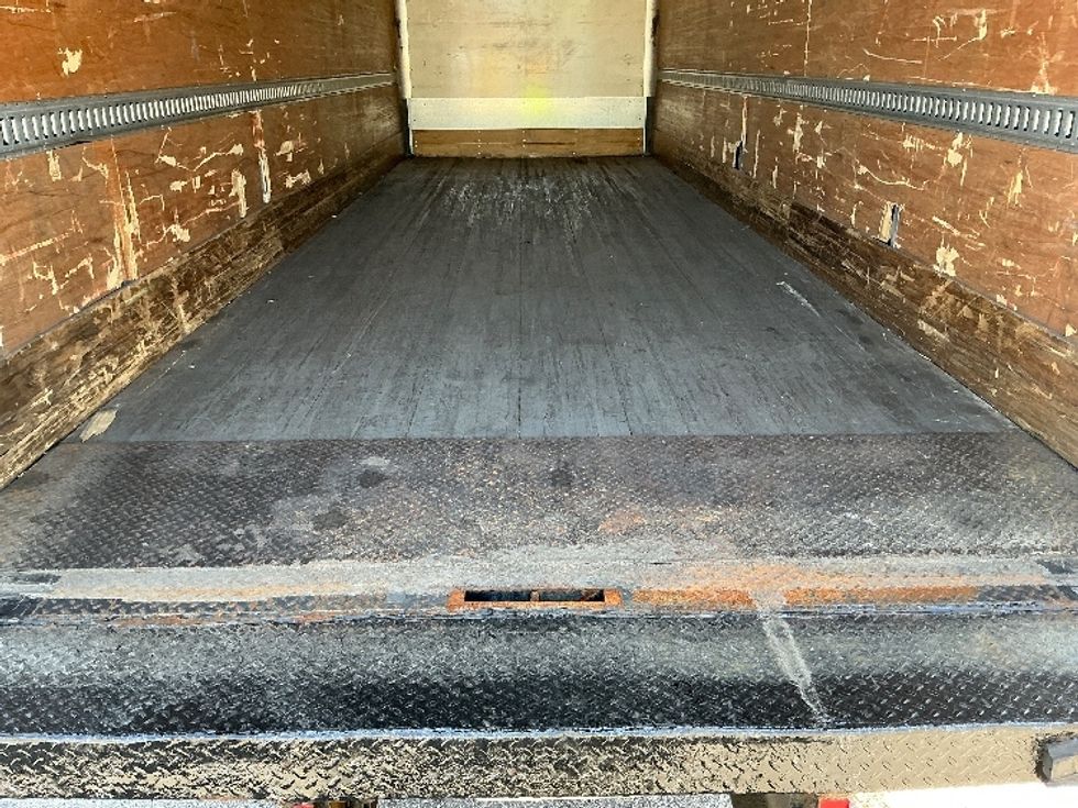 Medium Duty Box Truck-Light and Medium Duty Trucks-Freightliner-2017-M2-Cincinnati-OH-122,554\n\t\tmiles-$ 46,750 - Image 9