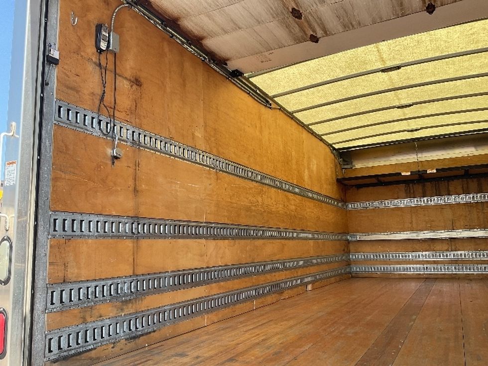 Medium Duty Box Truck-Light and Medium Duty Trucks-Freightliner-2017-M2-Cincinnati-OH-248,594\n\t\tmiles-$ 33,000 - Image 11