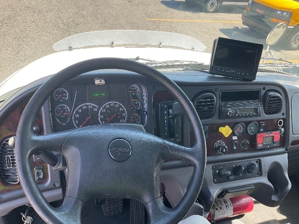 Medium Duty Box Truck-Light and Medium Duty Trucks-Freightliner-2017-M2-Cincinnati-OH-248,594\n\t\tmiles-$ 33,000 - Image 18