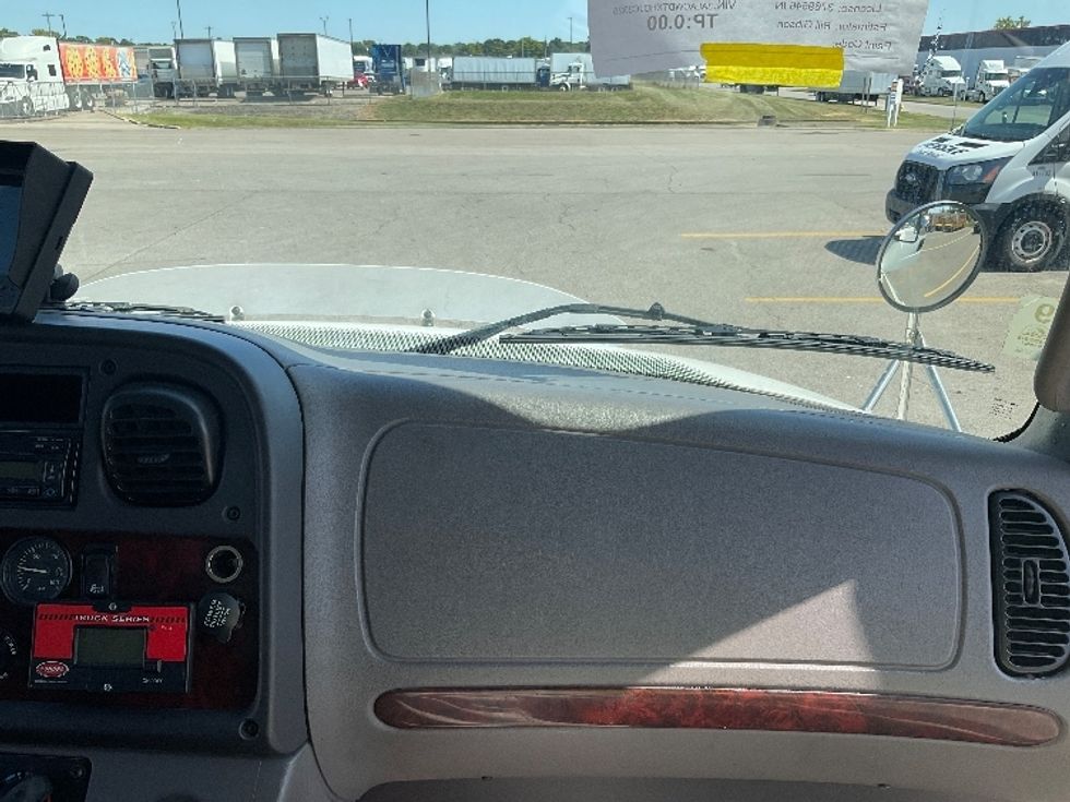 Medium Duty Box Truck-Light and Medium Duty Trucks-Freightliner-2017-M2-Cincinnati-OH-248,594\n\t\tmiles-$ 33,000 - Image 21