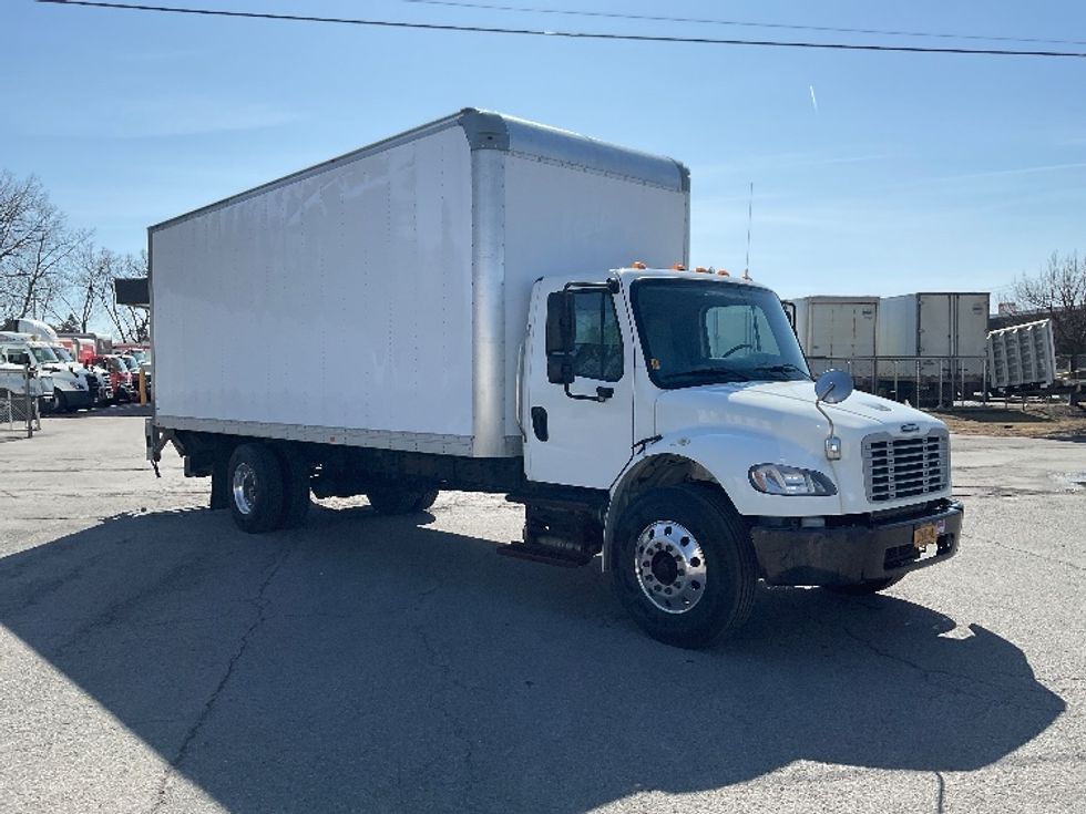 Medium Duty Box Truck-Light and Medium Duty Trucks-Freightliner-2017-M2-Coxsackie-NY-166,653\n\t\tmiles-$ 46,500 - Image 1
