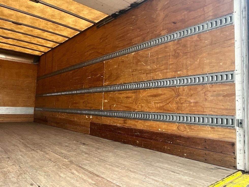 Medium Duty Box Truck-Light and Medium Duty Trucks-Freightliner-2017-M2-Dallas-TX-109,751\n\t\tmiles-$ 53,750 - Image 12