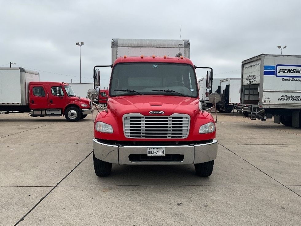 Medium Duty Box Truck-Light and Medium Duty Trucks-Freightliner-2017-M2-Dallas-TX-109,751\n\t\tmiles-$ 53,750 - Image 2