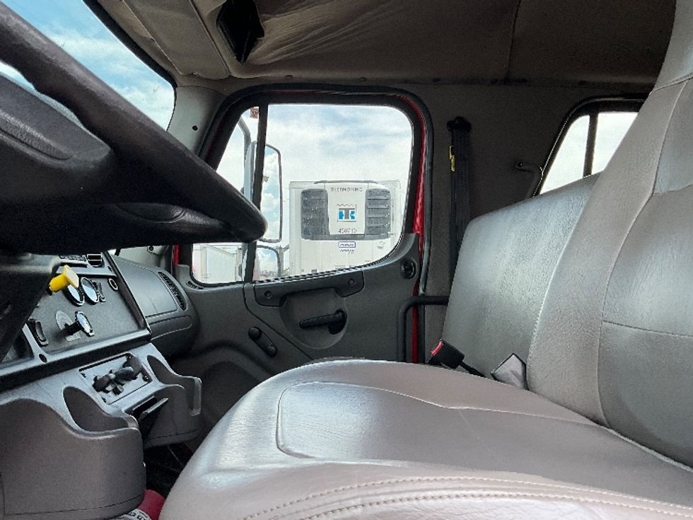 Medium Duty Box Truck-Light and Medium Duty Trucks-Freightliner-2017-M2-Dallas-TX-127,069\n\t\tmiles-$ 53,000 - Image 19