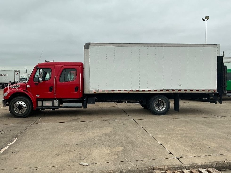Medium Duty Box Truck-Light and Medium Duty Trucks-Freightliner-2017-M2-Dallas-TX-127,069\n\t\tmiles-$ 53,000 - Image 4