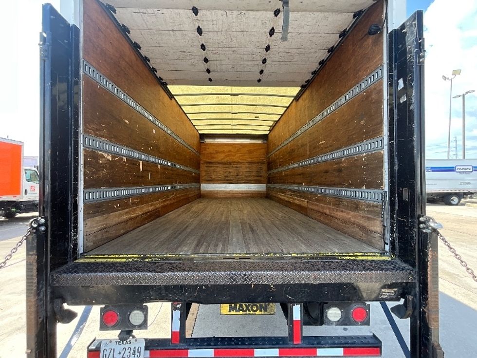 Medium Duty Box Truck-Light and Medium Duty Trucks-Freightliner-2017-M2-Dallas-TX-127,069\n\t\tmiles-$ 53,000 - Image 8