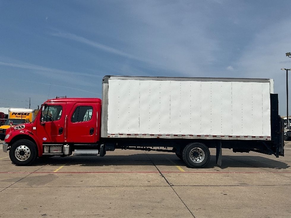 Medium Duty Box Truck-Light and Medium Duty Trucks-Freightliner-2017-M2-Dallas-TX-146,853\n\t\tmiles-$ 49,750 - Image 4