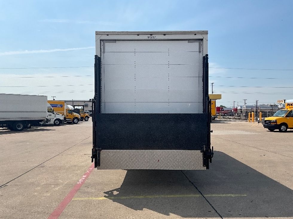Medium Duty Box Truck-Light and Medium Duty Trucks-Freightliner-2017-M2-Dallas-TX-146,853\n\t\tmiles-$ 49,750 - Image 7