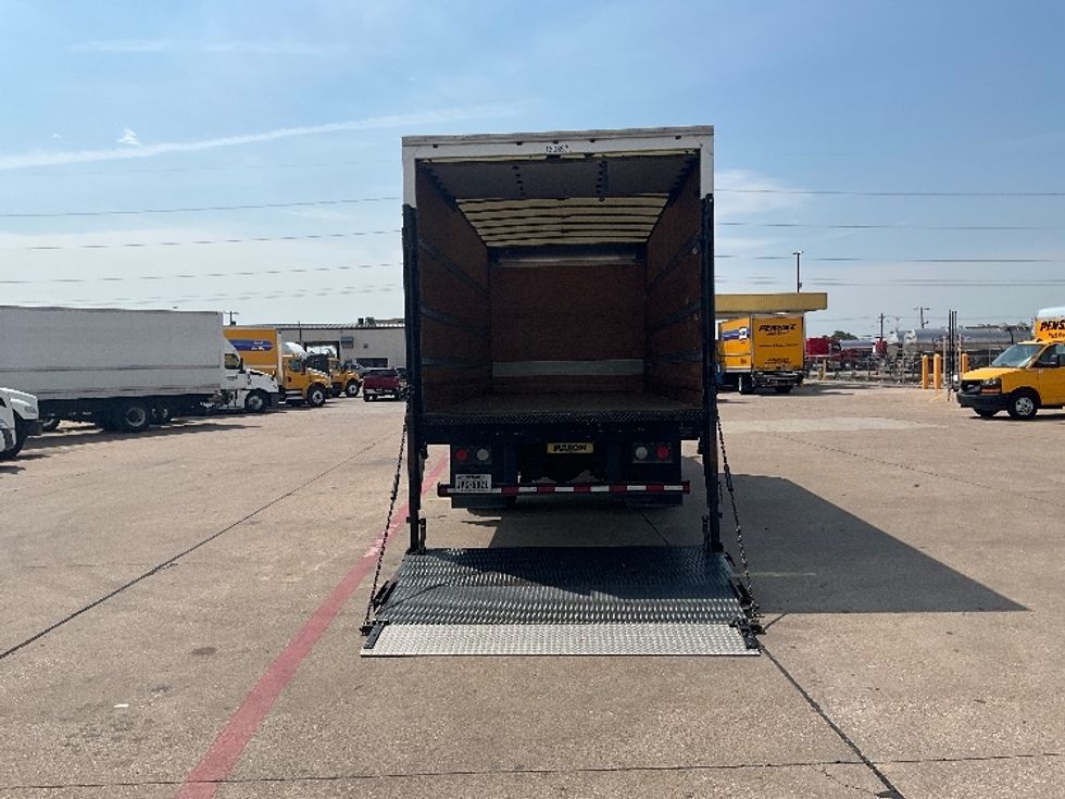 Medium Duty Box Truck-Light and Medium Duty Trucks-Freightliner-2017-M2-Dallas-TX-146,853\n\t\tmiles-$ 49,750 - Image 9