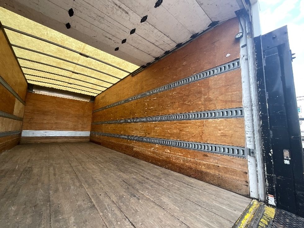 Medium Duty Box Truck-Light and Medium Duty Trucks-Freightliner-2017-M2-Dallas-TX-149,897\n\t\tmiles-$ 51,750 - Image 12