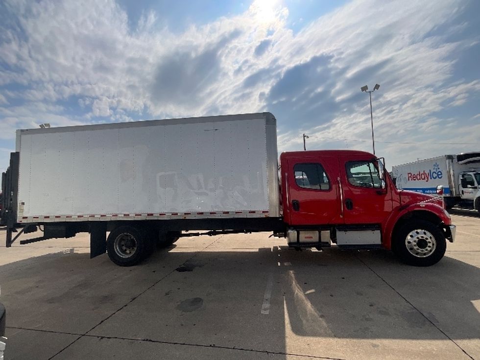 Medium Duty Box Truck-Light and Medium Duty Trucks-Freightliner-2017-M2-Dallas-TX-157,489\n\t\tmiles-$ 51,250 - Image 15