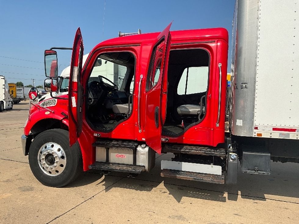 Medium Duty Box Truck-Light and Medium Duty Trucks-Freightliner-2017-M2-Dallas-TX-157,489\n\t\tmiles-$ 51,250 - Image 27
