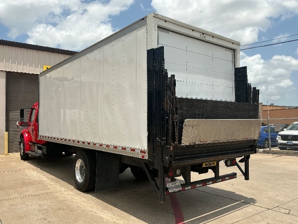Medium Duty Box Truck-Light and Medium Duty Trucks-Freightliner-2017-M2-Dallas-TX-170,315\n\t\tmiles-$ 50,500 - Image 6