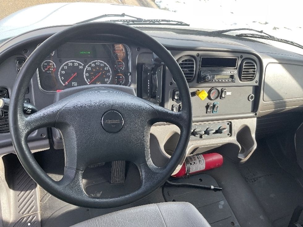 Medium Duty Box Truck-Light and Medium Duty Trucks-Freightliner-2017-M2-East Chicago-IN-140,617\n\t\tmiles-$ 45,250 - Image 17