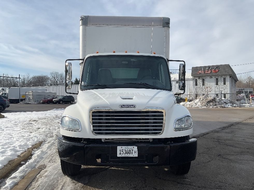 Medium Duty Box Truck-Light and Medium Duty Trucks-Freightliner-2017-M2-East Chicago-IN-140,617\n\t\tmiles-$ 45,250 - Image 2