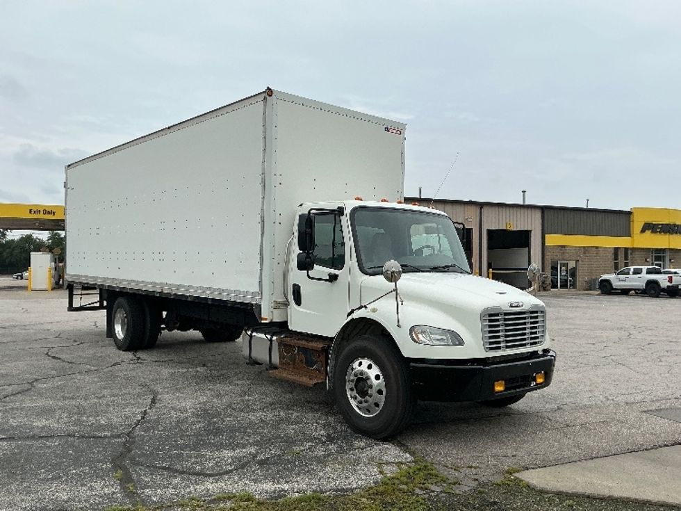 Medium Duty Box Truck-Light and Medium Duty Trucks-Freightliner-2017-M2-Elkhart-IN-179,191\n\t\tmiles-$ 31,500 - Image 1