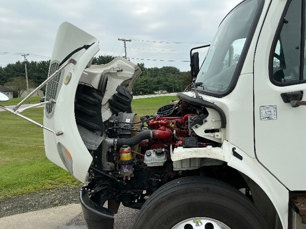 Medium Duty Box Truck-Light and Medium Duty Trucks-Freightliner-2017-M2-Elkhart-IN-179,191\n\t\tmiles-$ 31,500 - Image 24