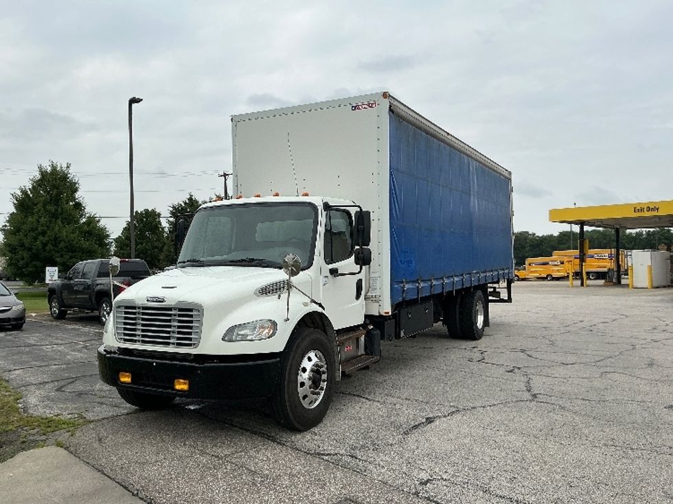Medium Duty Box Truck-Light and Medium Duty Trucks-Freightliner-2017-M2-Elkhart-IN-179,191\n\t\tmiles-$ 31,500 - Image 3