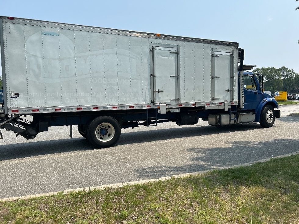 Medium Duty Box Truck-Light and Medium Duty Trucks-Freightliner-2017-M2-Fitchburg-MA-197,448\n\t\tmiles-$ 34,000 - Image 15