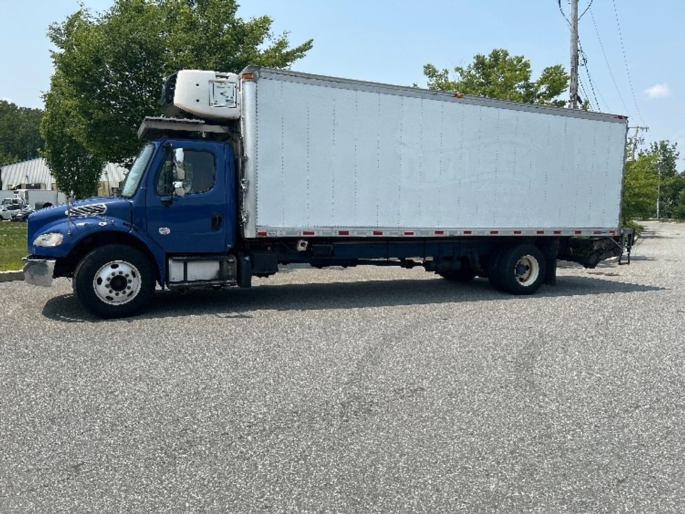 Medium Duty Box Truck-Light and Medium Duty Trucks-Freightliner-2017-M2-Fitchburg-MA-197,448\n\t\tmiles-$ 34,000 - Image 4
