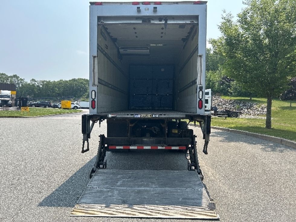 Medium Duty Box Truck-Light and Medium Duty Trucks-Freightliner-2017-M2-Fitchburg-MA-197,448\n\t\tmiles-$ 34,000 - Image 9