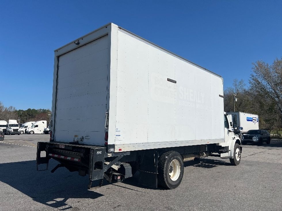 Medium Duty Box Truck-Light and Medium Duty Trucks-Freightliner-2017-M2-Florence-SC-163,614\n\t\tmiles-$ 42,500 - Image 13
