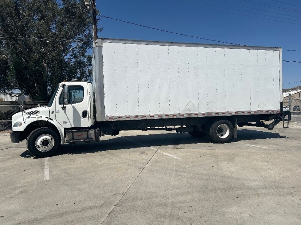 Medium Duty Box Truck-Light and Medium Duty Trucks-Freightliner-2017-M2-Fontana-CA-274,553\n\t\tmiles-$ 29,750 - Image 4
