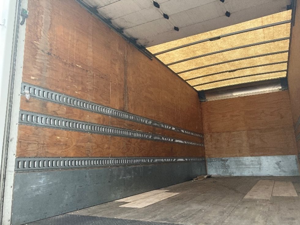 Medium Duty Box Truck-Light and Medium Duty Trucks-Freightliner-2017-M2-Hueytown-AL-315,501\n\t\tmiles-$ 29,250 - Image 11