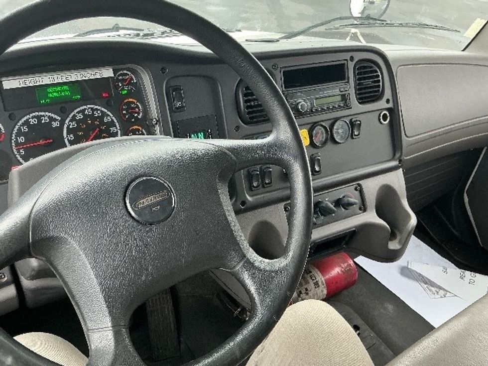 Medium Duty Box Truck-Light and Medium Duty Trucks-Freightliner-2017-M2-Indianapolis-IN-162,961\n\t\tmiles-$ 51,500 - Image 14