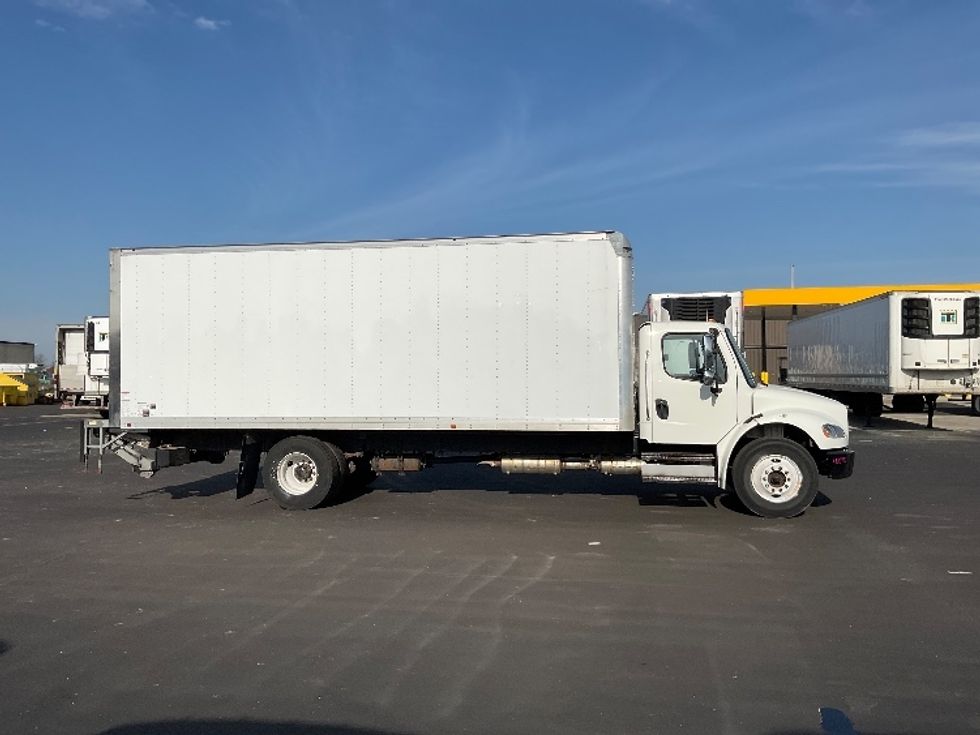 Medium Duty Box Truck-Light and Medium Duty Trucks-Freightliner-2017-M2-Indianapolis-IN-180,808\n\t\tmiles-$ 47,250 - Image 15