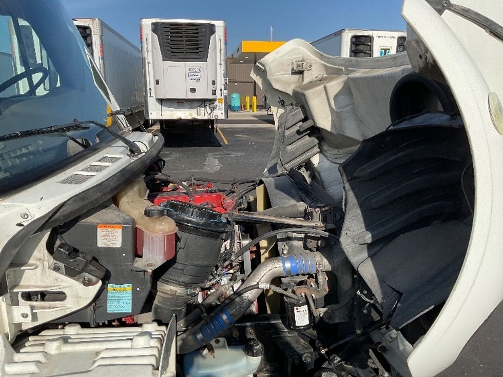 Medium Duty Box Truck-Light and Medium Duty Trucks-Freightliner-2017-M2-Indianapolis-IN-180,808\n\t\tmiles-$ 47,250 - Image 23