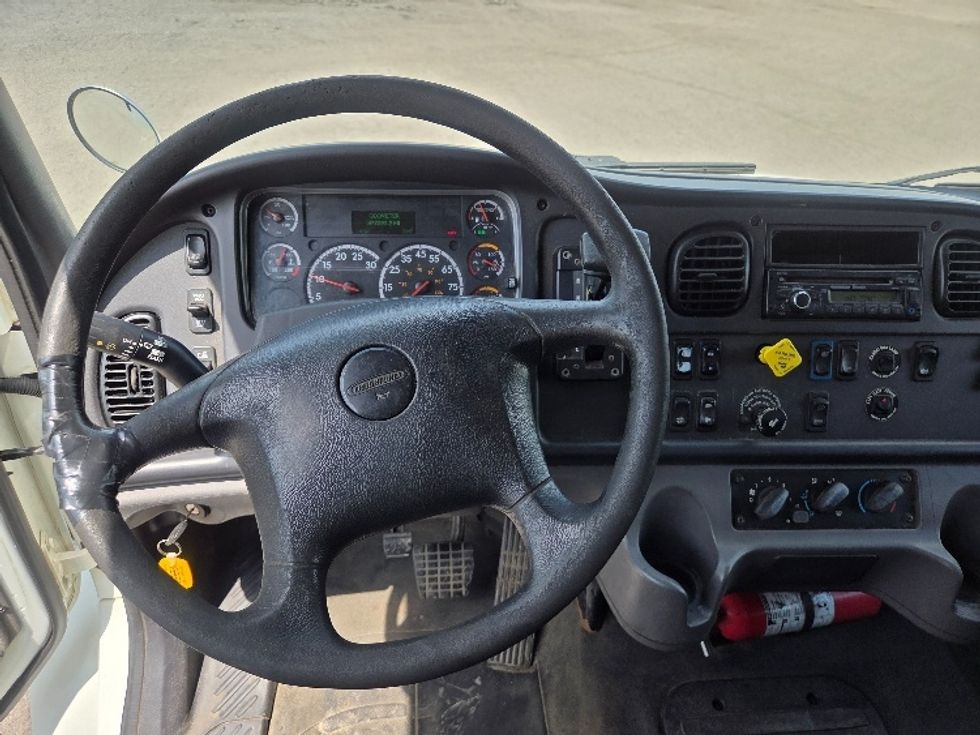 Medium Duty Box Truck-Light and Medium Duty Trucks-Freightliner-2017-M2-Jackson-MI-377,219\n\t\tmiles-$ 14,500 - Image 18