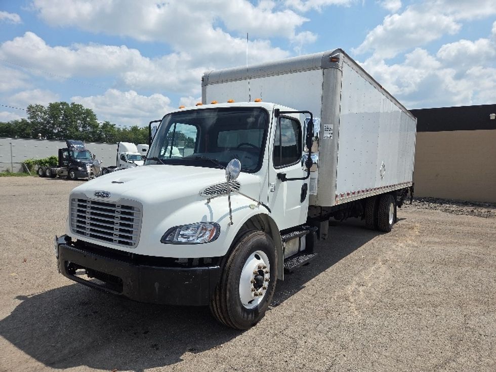 Medium Duty Box Truck-Light and Medium Duty Trucks-Freightliner-2017-M2-Jackson-MI-377,219\n\t\tmiles-$ 14,500 - Image 3