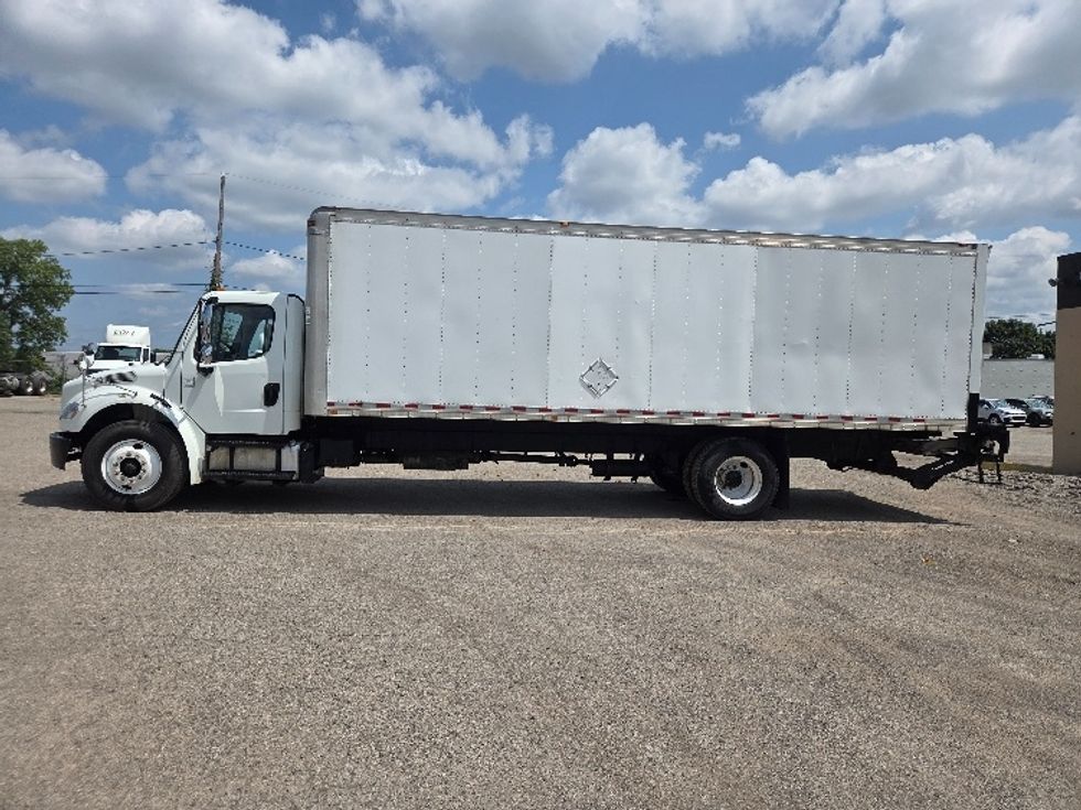 Medium Duty Box Truck-Light and Medium Duty Trucks-Freightliner-2017-M2-Jackson-MI-377,219\n\t\tmiles-$ 14,500 - Image 4