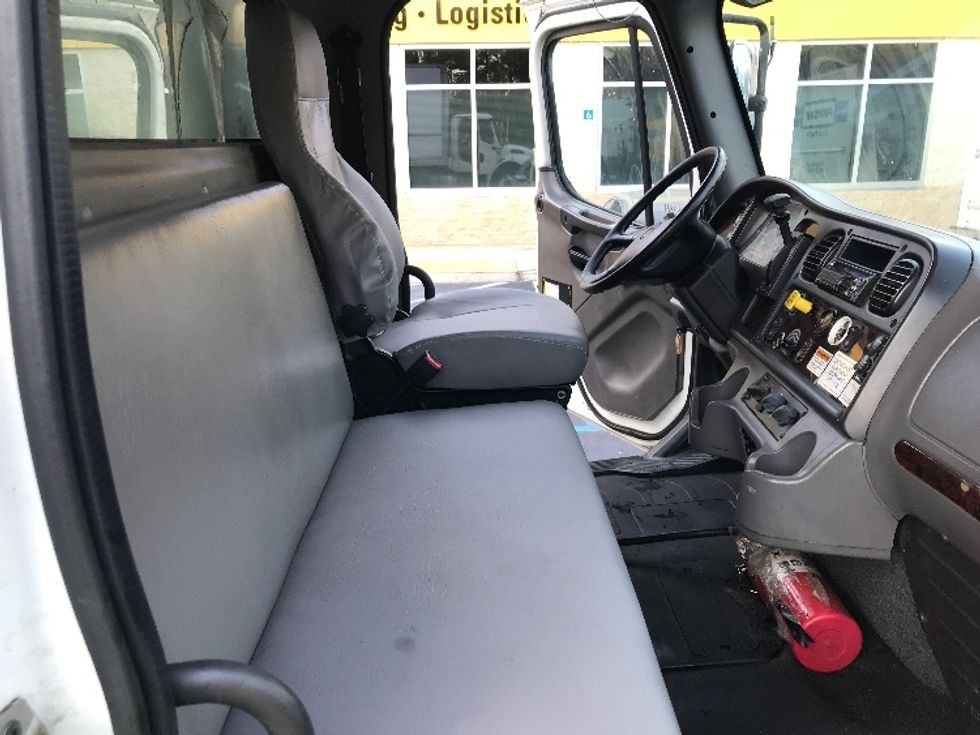 Medium Duty Box Truck-Light and Medium Duty Trucks-Freightliner-2017-M2-Ladson-SC-316,022\n\t\tmiles-$ 29,500 - Image 22