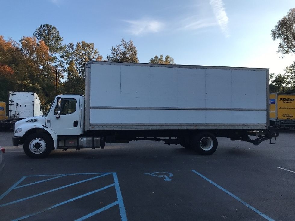 Medium Duty Box Truck-Light and Medium Duty Trucks-Freightliner-2017-M2-Ladson-SC-316,022\n\t\tmiles-$ 29,500 - Image 4