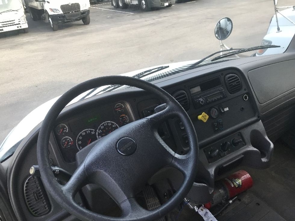 Medium Duty Box Truck-Light and Medium Duty Trucks-Freightliner-2017-M2-Ladson-SC-96,448\n\t\tmiles-$ 54,000 - Image 17