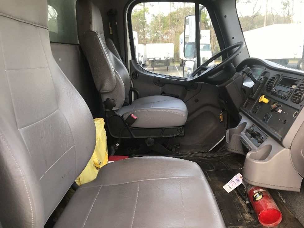 Medium Duty Box Truck-Light and Medium Duty Trucks-Freightliner-2017-M2-Ladson-SC-96,448\n\t\tmiles-$ 54,000 - Image 21