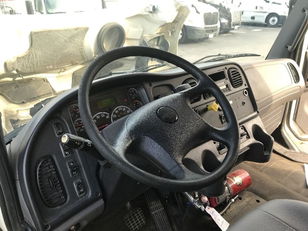 Medium Duty Box Truck-Light and Medium Duty Trucks-Freightliner-2017-M2-Ladson-SC-96,448\n\t\tmiles-$ 54,000 - Image 24