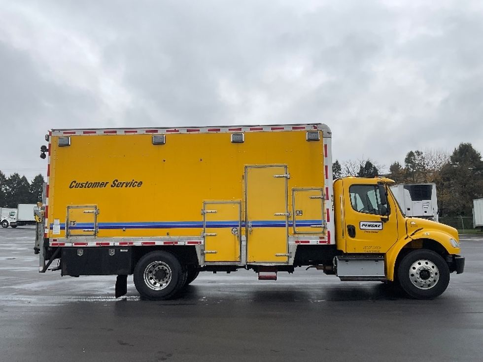 Medium Duty Box Truck-Light and Medium Duty Trucks-Freightliner-2017-M2-Lancaster-PA-161,824\n\t\tmiles-$ 39,500 - Image 15