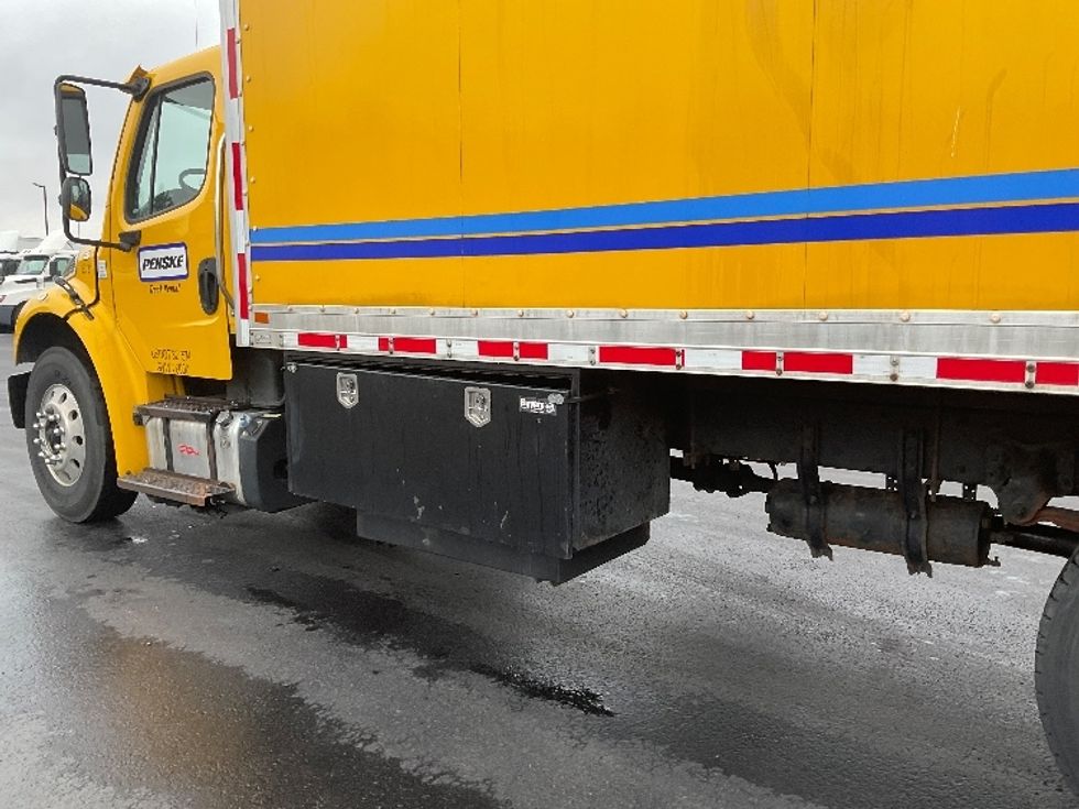Medium Duty Box Truck-Light and Medium Duty Trucks-Freightliner-2017-M2-Lancaster-PA-161,824\n\t\tmiles-$ 39,500 - Image 5