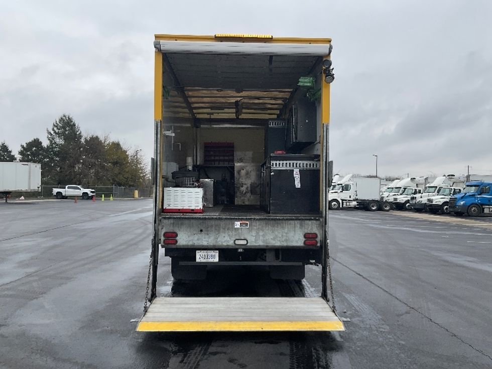 Medium Duty Box Truck-Light and Medium Duty Trucks-Freightliner-2017-M2-Lancaster-PA-161,824\n\t\tmiles-$ 39,500 - Image 9