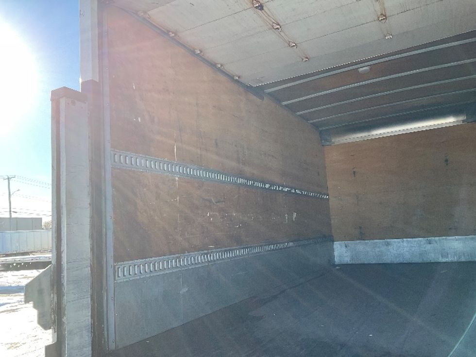 Medium Duty Box Truck-Light and Medium Duty Trucks-Freightliner-2017-M2-Londonderry-NH-122,000\n\t\tmiles-$ 39,500 - Image 11