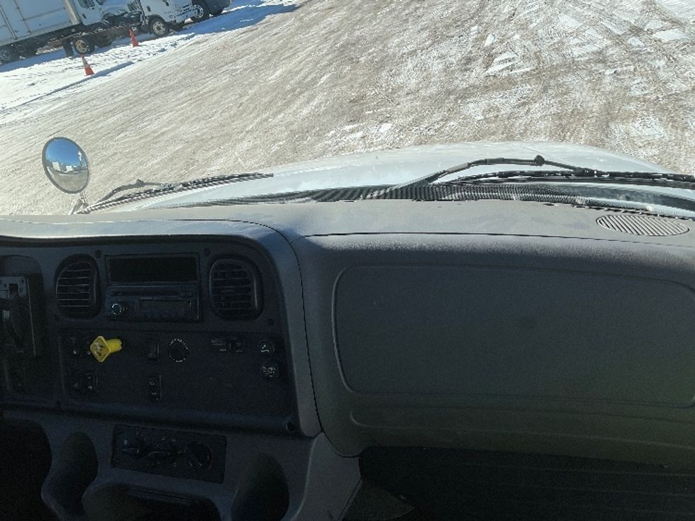 Medium Duty Box Truck-Light and Medium Duty Trucks-Freightliner-2017-M2-Londonderry-NH-122,000\n\t\tmiles-$ 39,500 - Image 21