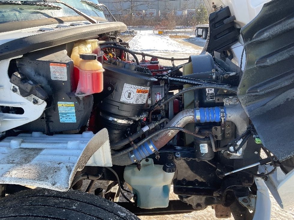 Medium Duty Box Truck-Light and Medium Duty Trucks-Freightliner-2017-M2-Londonderry-NH-122,000\n\t\tmiles-$ 39,500 - Image 24