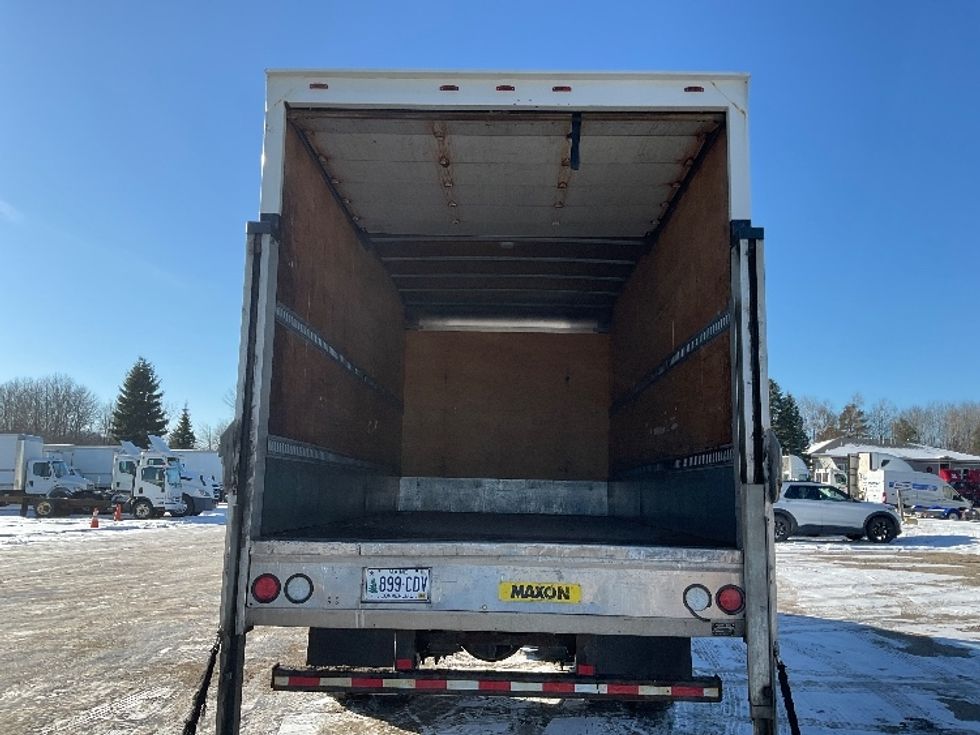 Medium Duty Box Truck-Light and Medium Duty Trucks-Freightliner-2017-M2-Londonderry-NH-122,000\n\t\tmiles-$ 39,500 - Image 8