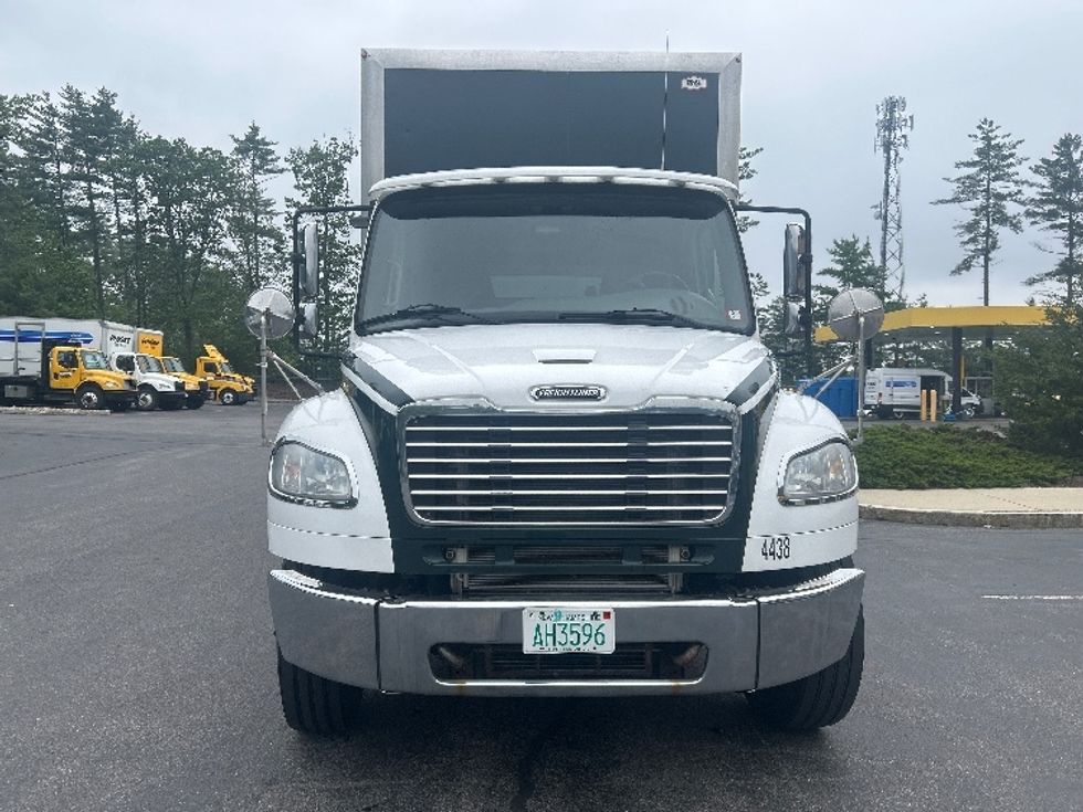 Medium Duty Box Truck-Light and Medium Duty Trucks-Freightliner-2017-M2-Londonderry-NH-167,123\n\t\tmiles-$ 60,500 - Image 2