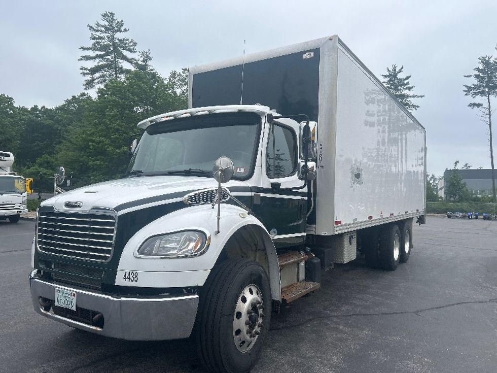 Medium Duty Box Truck-Light and Medium Duty Trucks-Freightliner-2017-M2-Londonderry-NH-167,123\n\t\tmiles-$ 60,500 - Image 3
