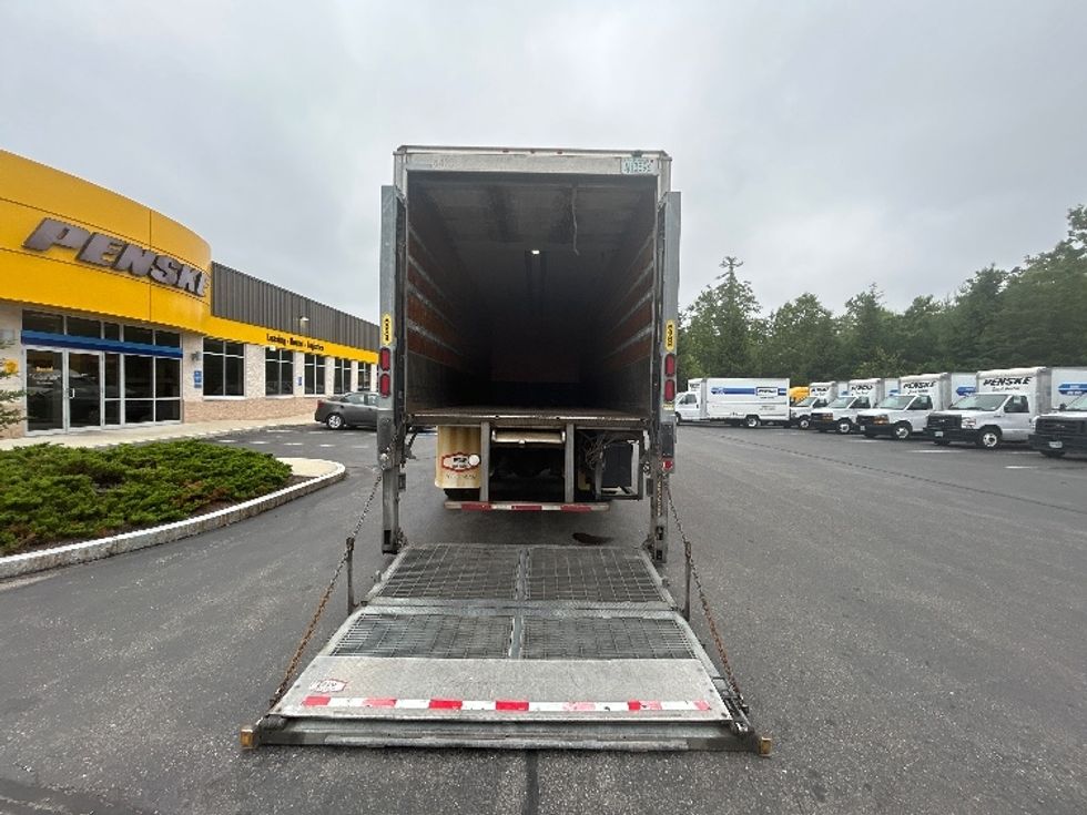 Medium Duty Box Truck-Light and Medium Duty Trucks-Freightliner-2017-M2-Londonderry-NH-167,123\n\t\tmiles-$ 60,500 - Image 9
